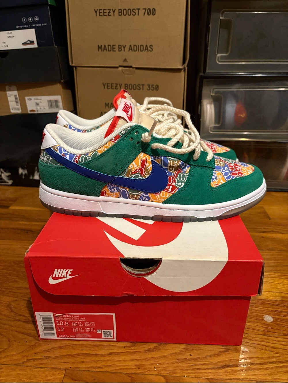 Nike Dunk Low SE Green Floral Skate Shoe